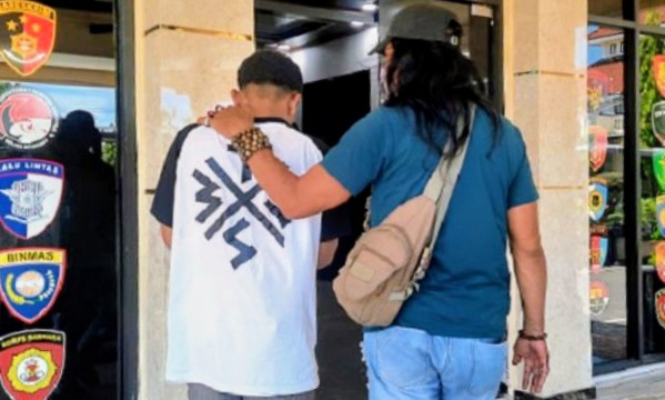 Polisi Situbondo Tangkap Maling Motor Asal Banyuwangi dan Penadah Asal Jember 