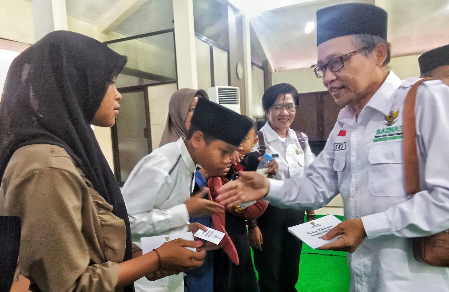 Sambut Lebaran 2026, Baznas Bondowoso Santuni Anak Yatim dan Dhuafa