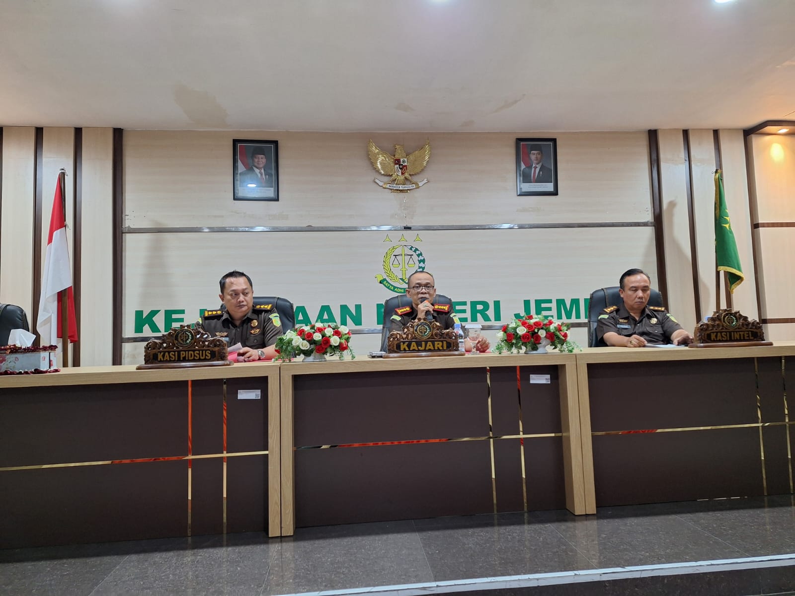 5 Orang Ditetapkan Tersangka Dugaan Korupsi Sosraperda oleh Kejari Jember
