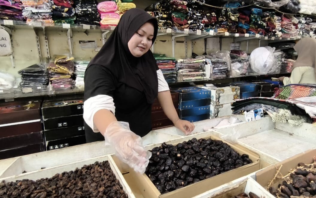 Kurma Mesir Sudah Banyak Diburu Warga Jember Jelang Ramadan