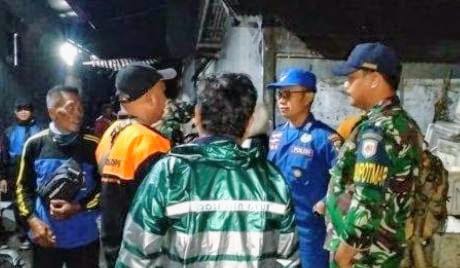 Pulang Melaut, Nelayan Jatuh Tenggelam ke Laut Mimbo Banyuputih Situbondo
