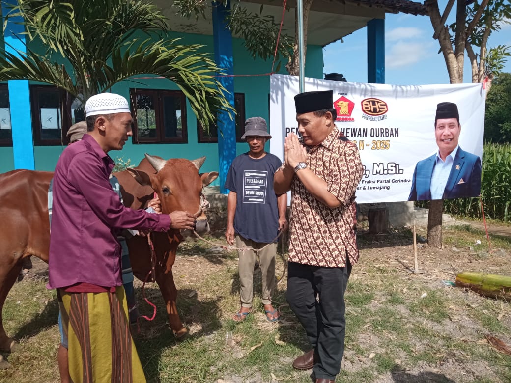 Anggota DPRD Jatim H. Satib Salurkan Hewan Qurban ke Ponpes