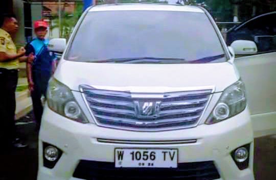 Kejari Bondowoso Kembalikan Barang Sitaan Kasus Korupsi Kredit Fiktif ke Bank BRI