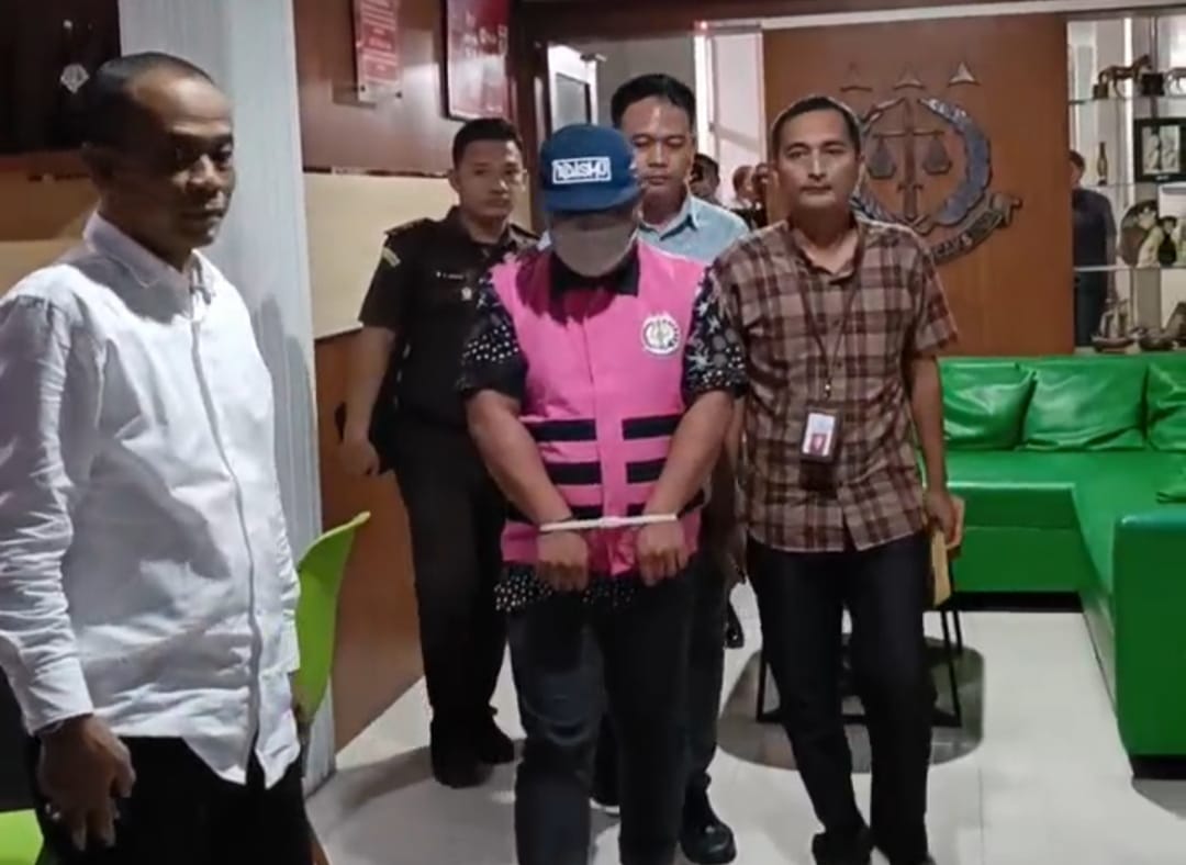 Usai Sehari Jalani Pemeriksaan, Kejari Tahan SR di Kasus Sosraperda DPRD Jember