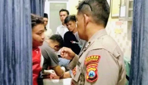 Pulang Sekolah, Kepala SDN Bungatan Situbondo Dibacok Petani Kenalannya 