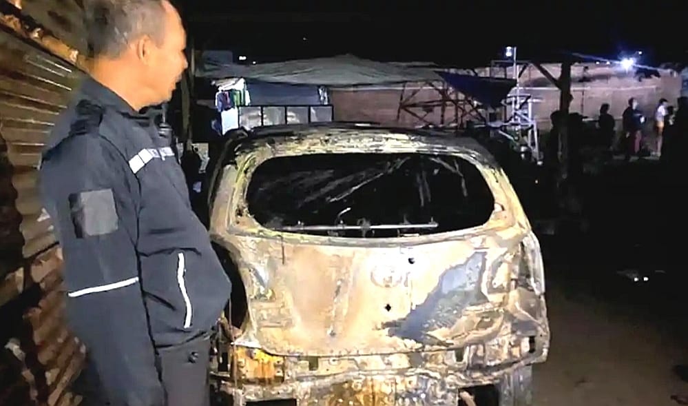 Bengkel Cat Mobil di Bondowoso Terbakar, Tiga Mobil Terdampak