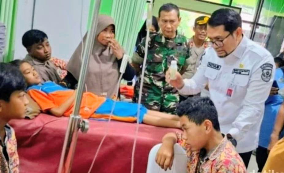 77 Siswa di Sumberwringin Bondowoso Diduga Keracunan MBG, Muntah Usai Minum Susu Kedelai