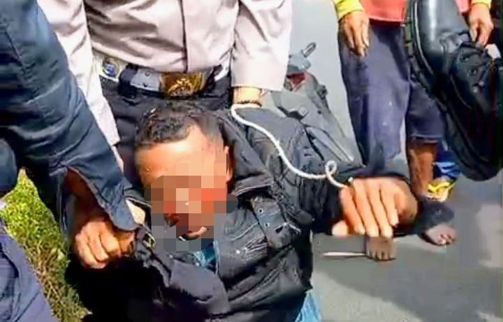 Viral, Pria Jambret Dompet Emak di Pujer Bondowoso Nyaris Babak Belur Dihajar Warga 