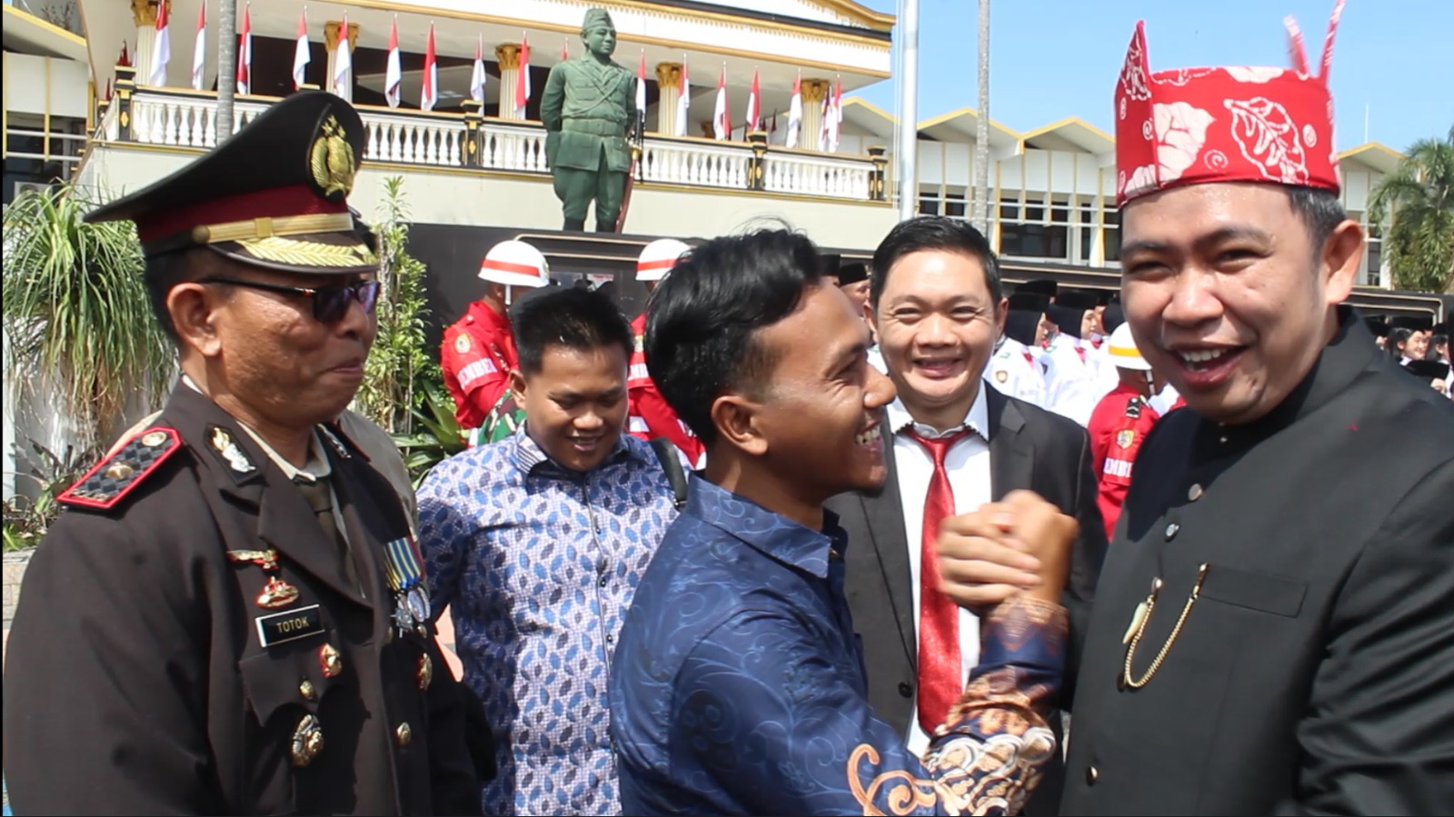 Dikawal Densus 88 dan BNPT, Mantan Terorisme Bertemu Bupati Jember Fawait