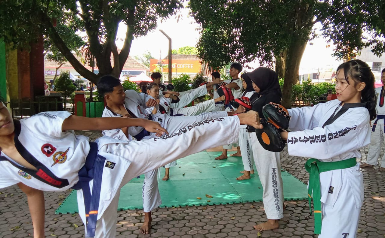 Terjunkan 11 Atlet di Porprov Jatim 2025, Tarung Derajat Bondowoso Incar 2 Medali Emas