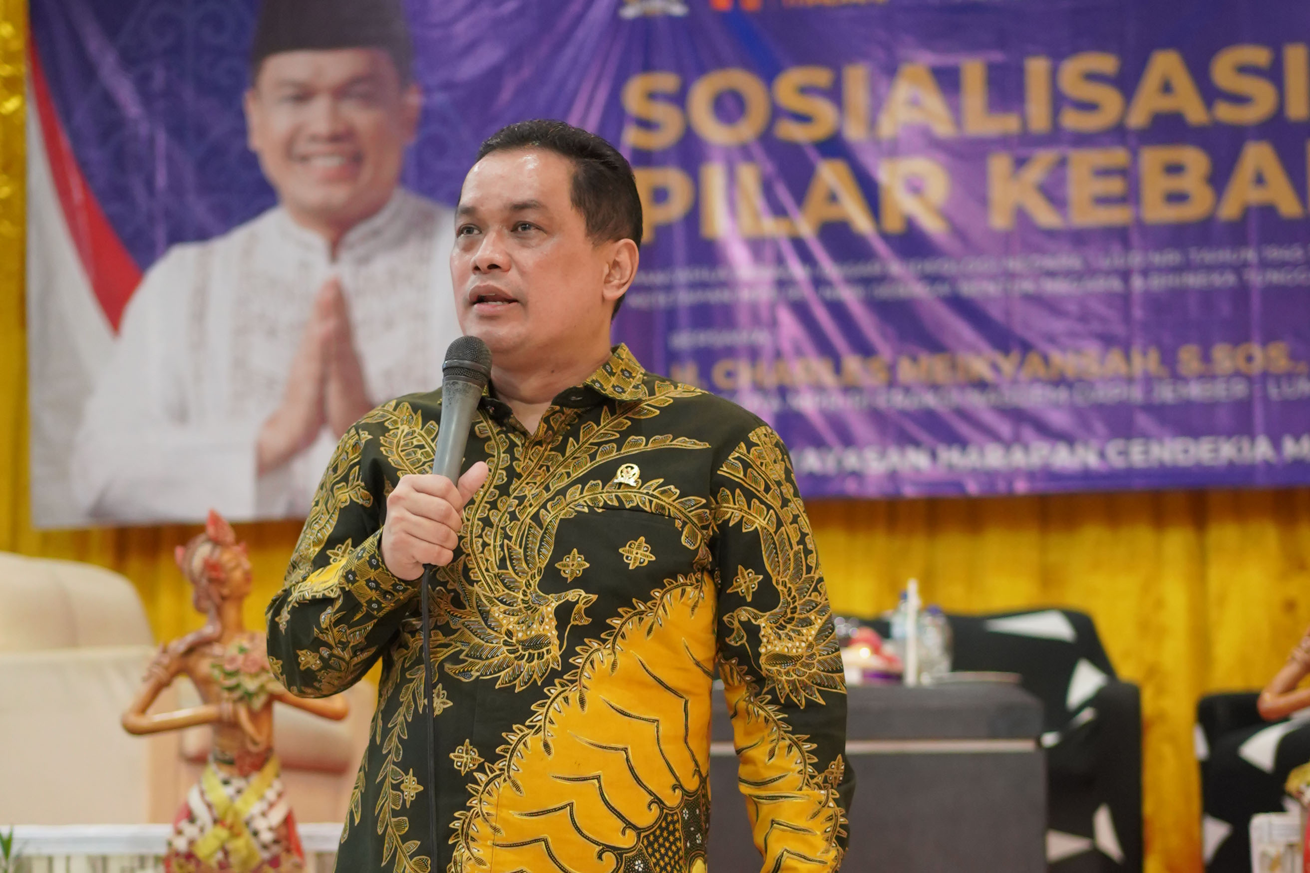 Ratusan Peserta Antusias Ikuti Sosialisasi Empat Pilar Kebangsaan Bersama H. Charles Meikyansah