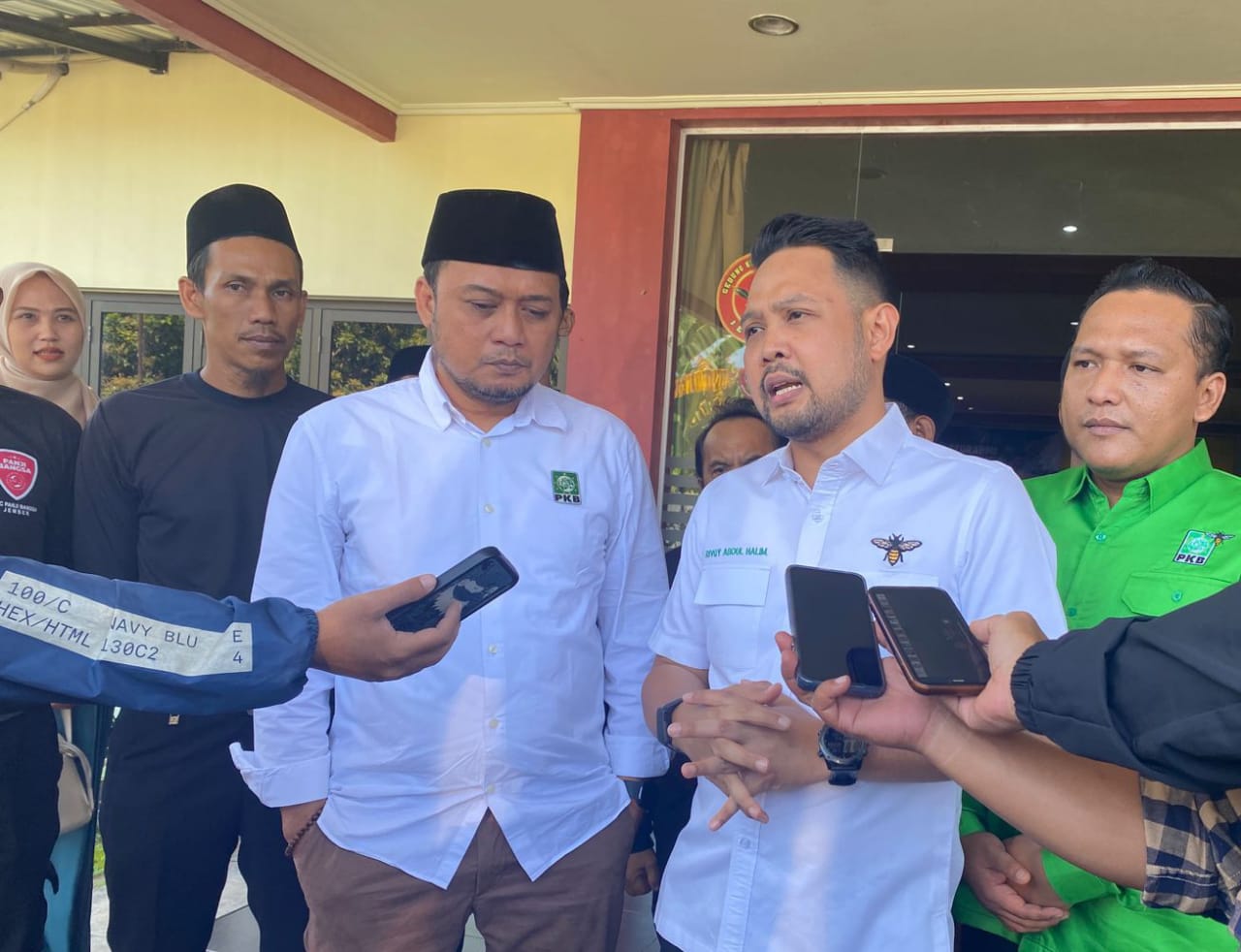 Anggota DPR-RI Gus Rivqy Akan ke Angkasa Pura, Minta Slot Penerbangan Jember - Bali