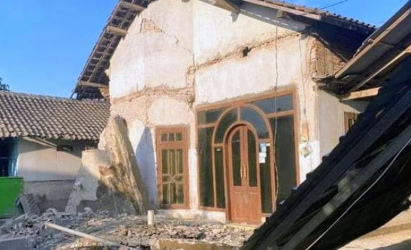 64 Rumah pada 4 Desa di Situbondo Rusak Digoyang Gempa Banyuwangi Magnitudo 5,7