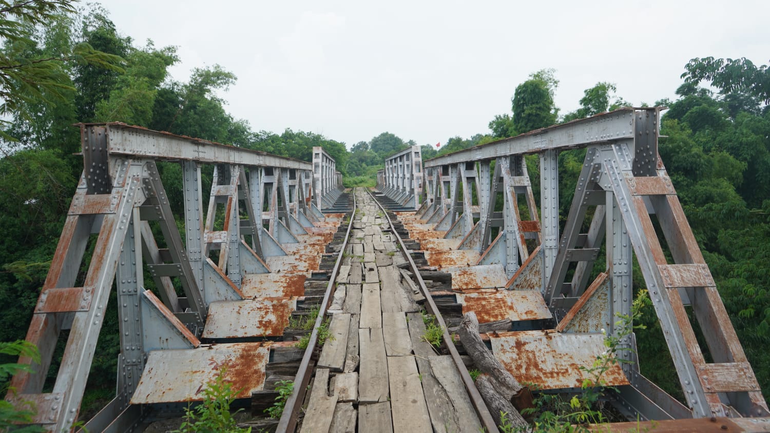 BTP Surabaya Survey Identifikasi Desain Jalur Kereta Api Jember - Situbondo