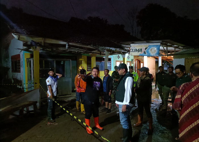 Banjir Bandang Panti Jember Hantam 4 Dapur Rumah dan Hanyutkan Seorang ASN