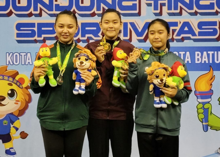 Atlet Wushu Seiline Sumbang Emas Perdana Bondowoso di PorprovJatim 2025 Malang Raya