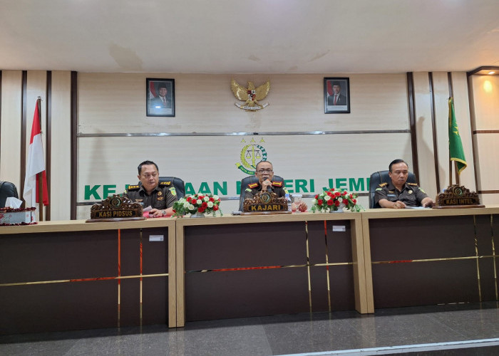 5 Orang Ditetapkan Tersangka Dugaan Korupsi Sosraperda oleh Kejari Jember