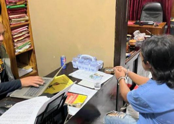 Tiga Bulan Diburu, Polisi Akhirnya Tangkap Pembobol Toko Kelontong di Situbondo