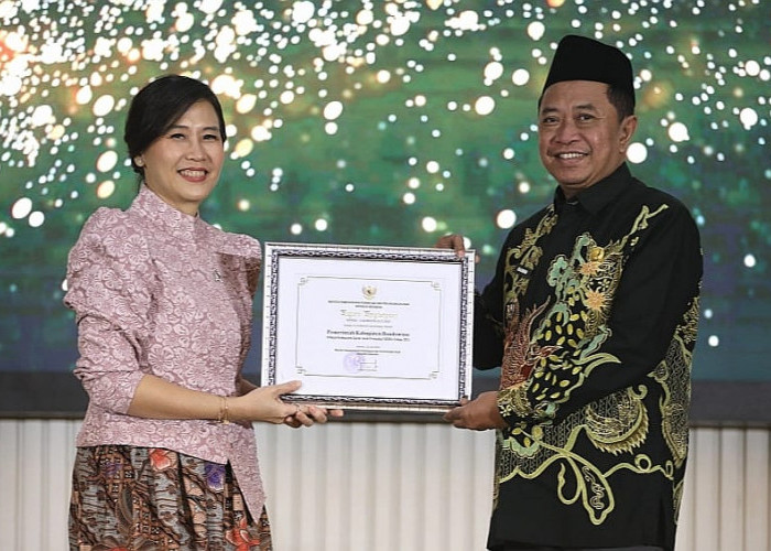 Makin Ramah Anak, Bondowoso Raih Penghargaan KLA Kategori Nindya 2025 