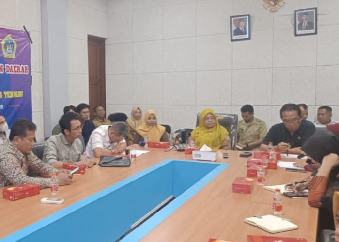 Jaringan Utilitas Listrik dan Internet Semrawut, Kedepan Diharap Jember Ada Perda Penataan