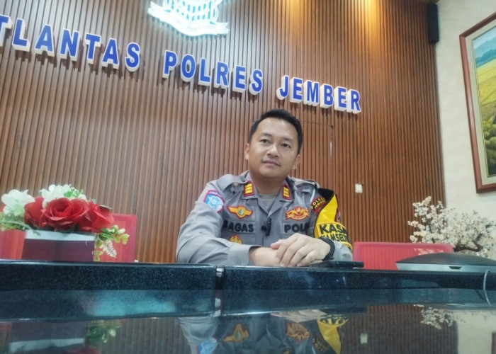 Desember Diberlakukan Tilang Elektronik. Kamera Pemantau Dipasang Sekitar Alun-Alun Jember 