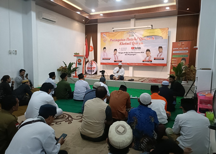 PKS Jember Konsolidasi dan Bagikan 4 Ribu Sembako di Malam Nuzulul Quran