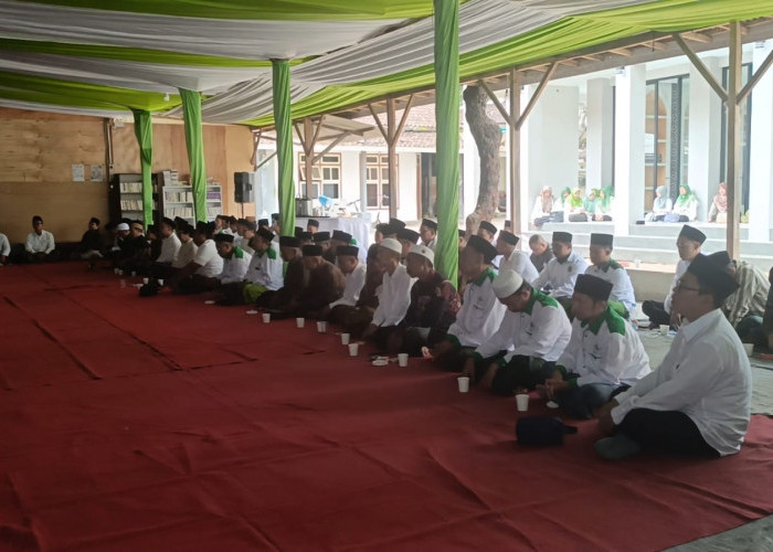 Tak Hanya Doa Bersama, Ponpes di Jember Juga Galang Dana Bagi Korban Al Khoziny Sidoarjo