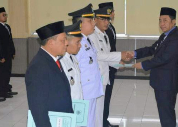 Bupati Hamid Mutasi Lagi 30 Pejabat Pemkab Bondowoso, Mantan Sekda Situbondo Jadi Staf Ahli 