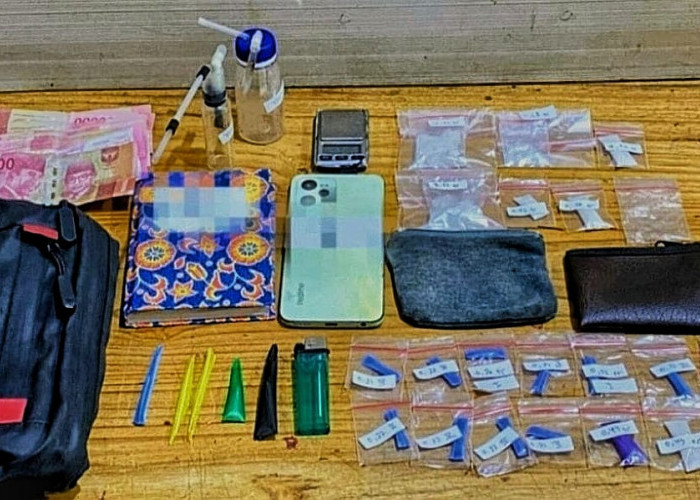 Tangkap Dua Pengedar Sabu, Polisi Situbondo Amankan 27,88 Gram Sabu Siap Edar