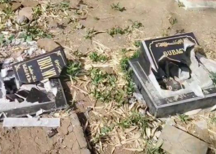 Puluhan Batu Nisan di TPU Sumberkolak Situbondo Dirusak Orang Tak Dikenal
