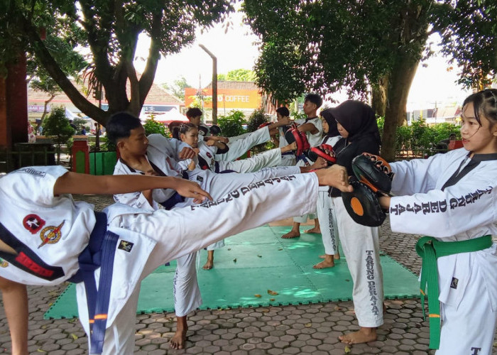 Terjunkan 11 Atlet di Porprov Jatim 2025, Tarung Derajat Bondowoso Incar 2 Medali Emas