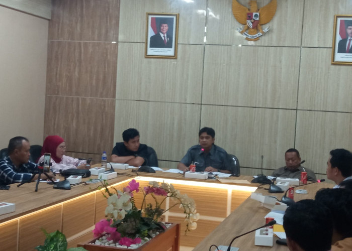 Komisi B DPRD Jember Minta Bupati Gus Fawait Evaluasi Kepala Dinas TPHP Jember