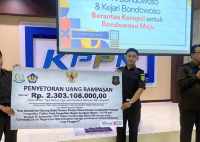 Kejaksaan Kembalikan Uang Kerugian Rp2,3 Miliar dari Korupsi Mantan Wabup Bondowoso ke Kas Negara