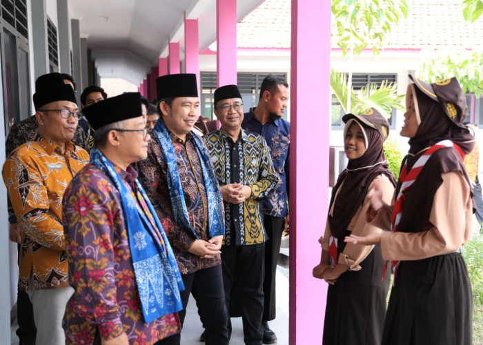 Mendikdasmen ke Jember Resmikan Ratusan Sekolah Program Revitalisasi