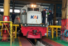 KAI Daop 9 Jember Periksa dan Rawat Lokomotif Jelang Lebaran 2026