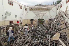 Dipicu Hujan Deras dan Faktor Usia, Atap Gedung Serbaguna GKJW Bondowoso Ambruk